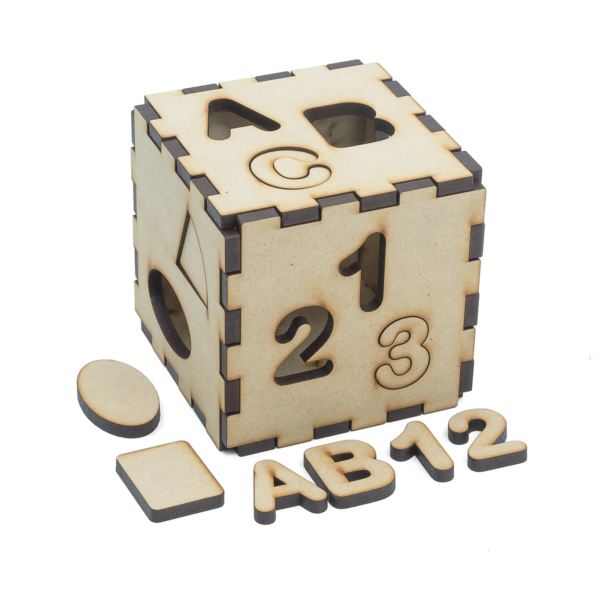 Cubo Encajable de Letras y Números